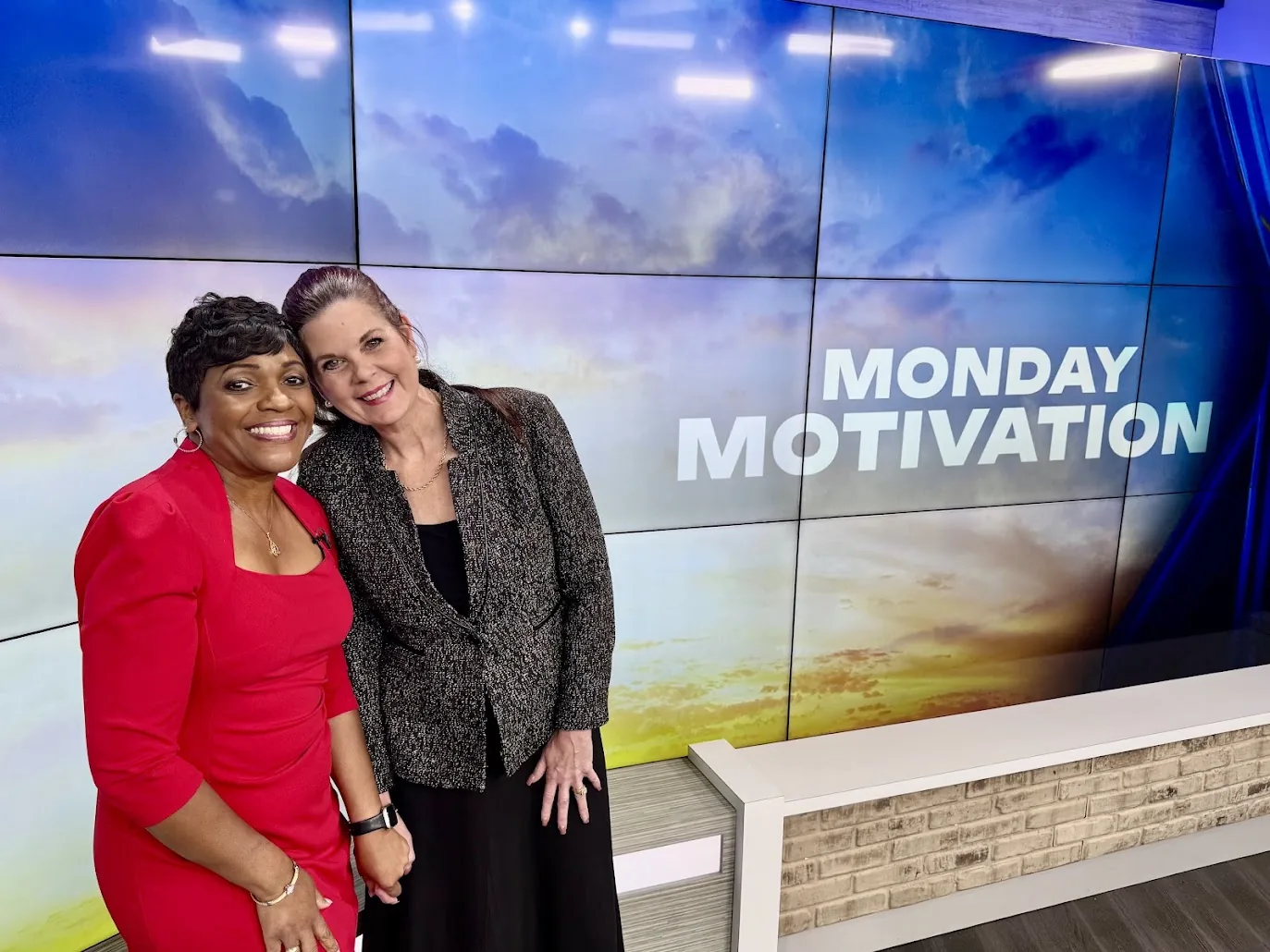 Carole Mendoza on the WSAV3 Monday Motivation set in Savannah